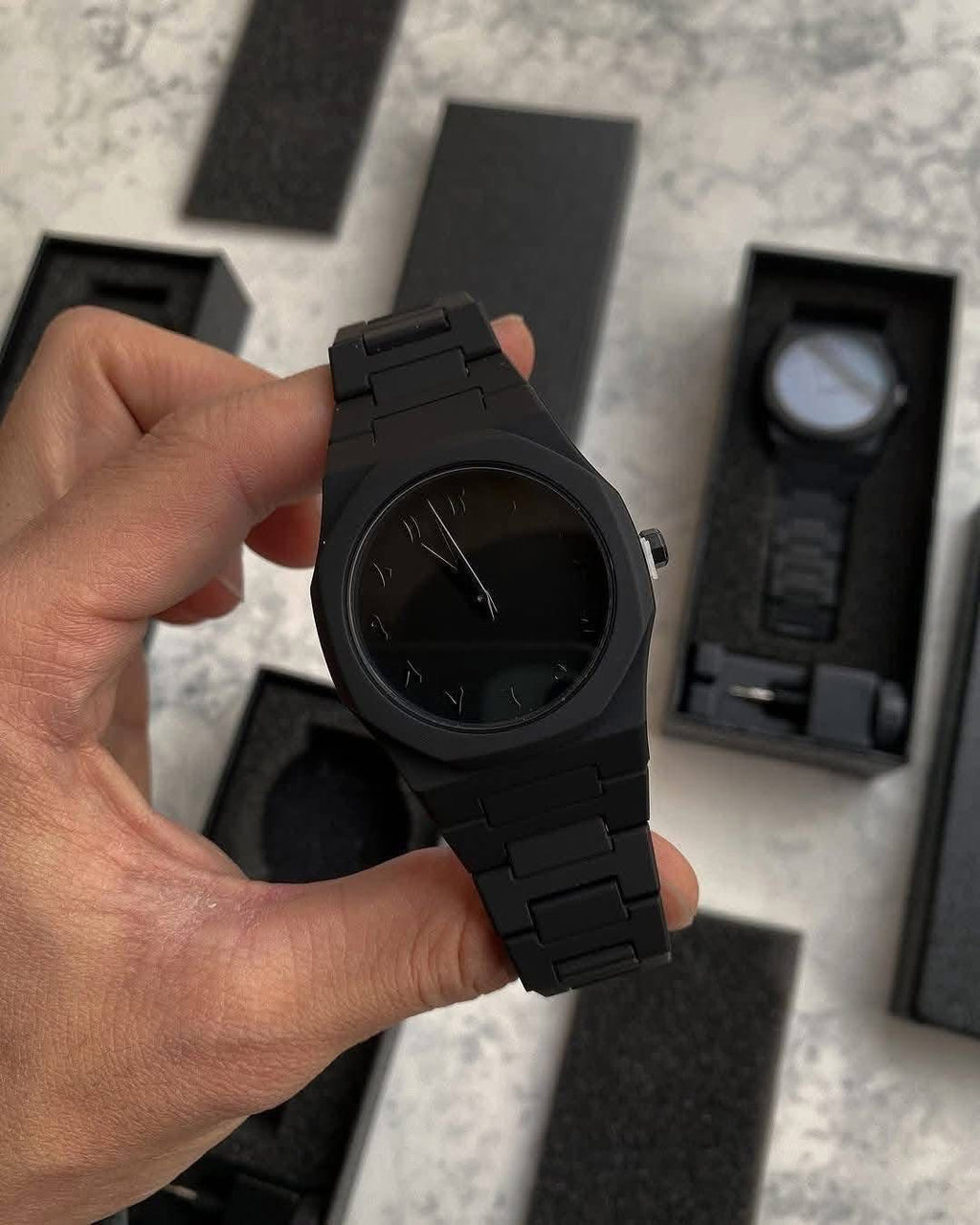 🖤⌚ ساعة Black Black… فخامة سوداء 🔥🎯 عرض خاص لا يُفوّت! 💥